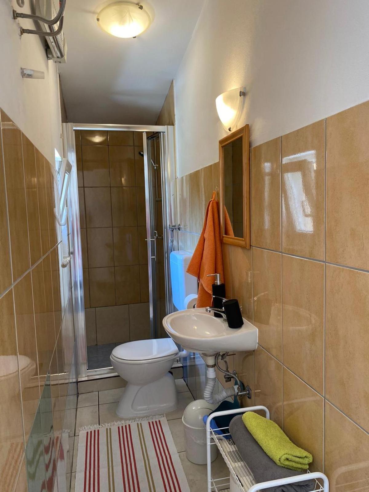 Room Sandra Матульи Экстерьер фото