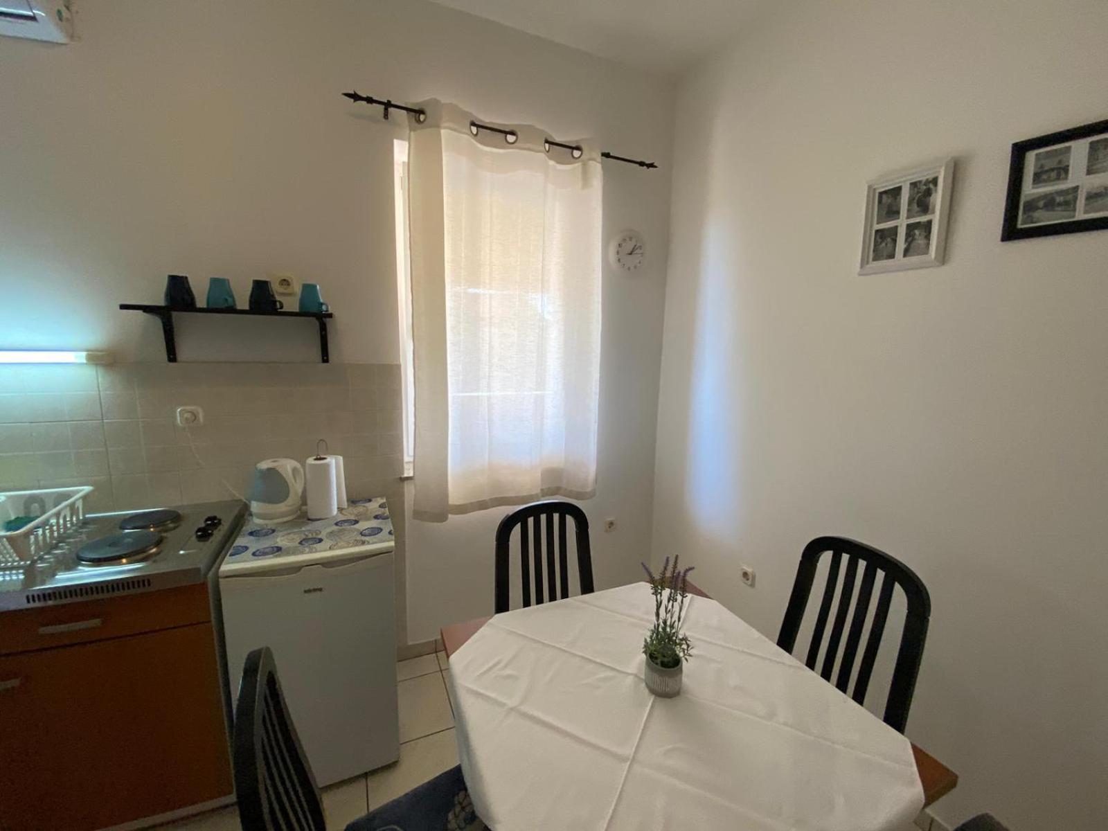 Room Sandra Матульи Экстерьер фото