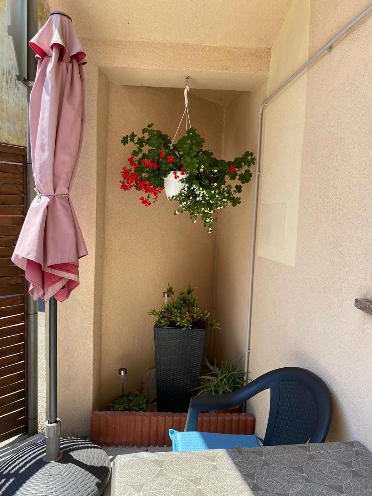 Room Sandra Матульи Экстерьер фото