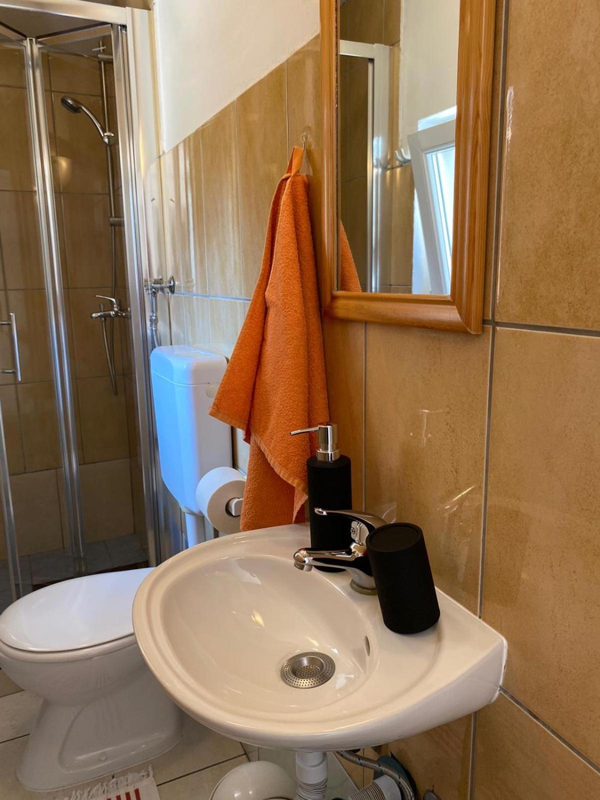Room Sandra Матульи Экстерьер фото